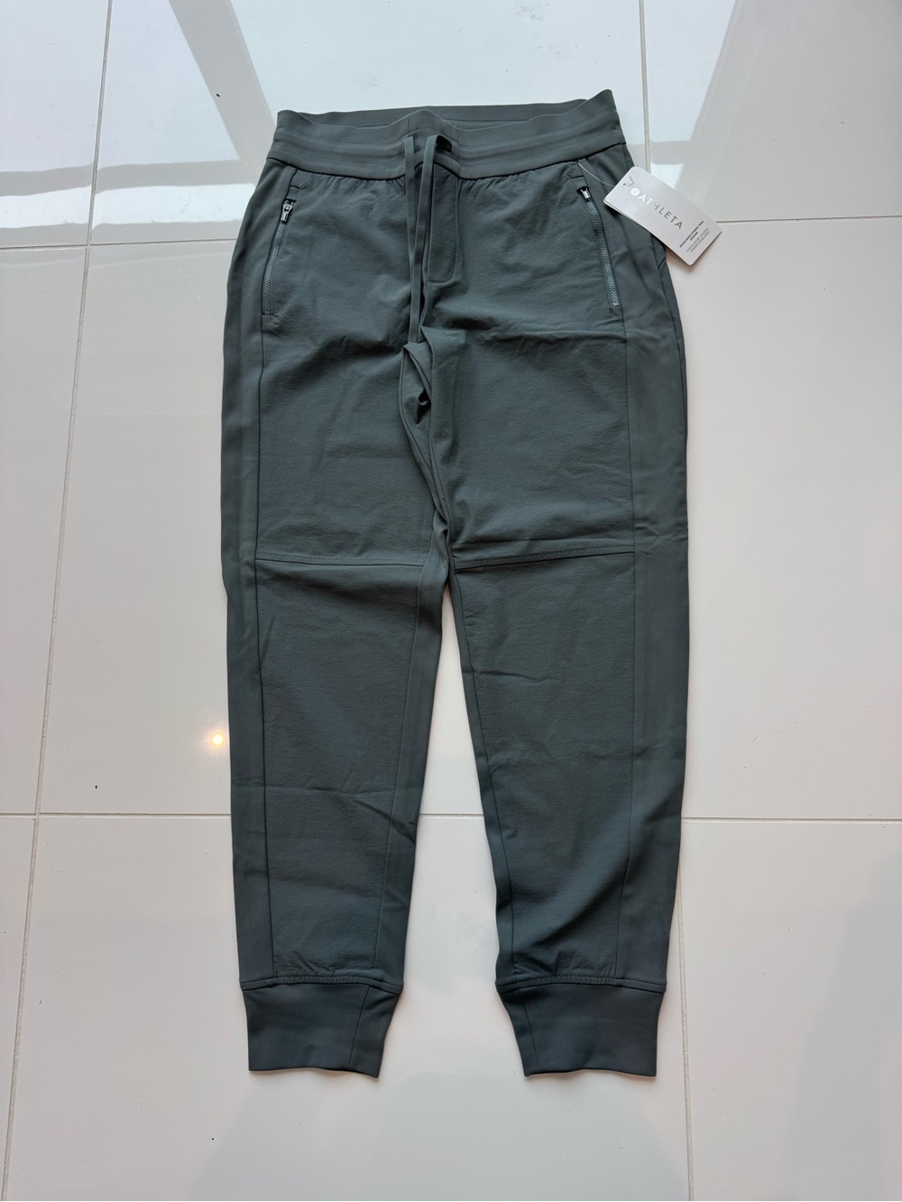 Athleta Headlands Hybrid Drawstring Joggers - Green